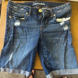 Size 4 Aeropostale Bermuda Jean shorts